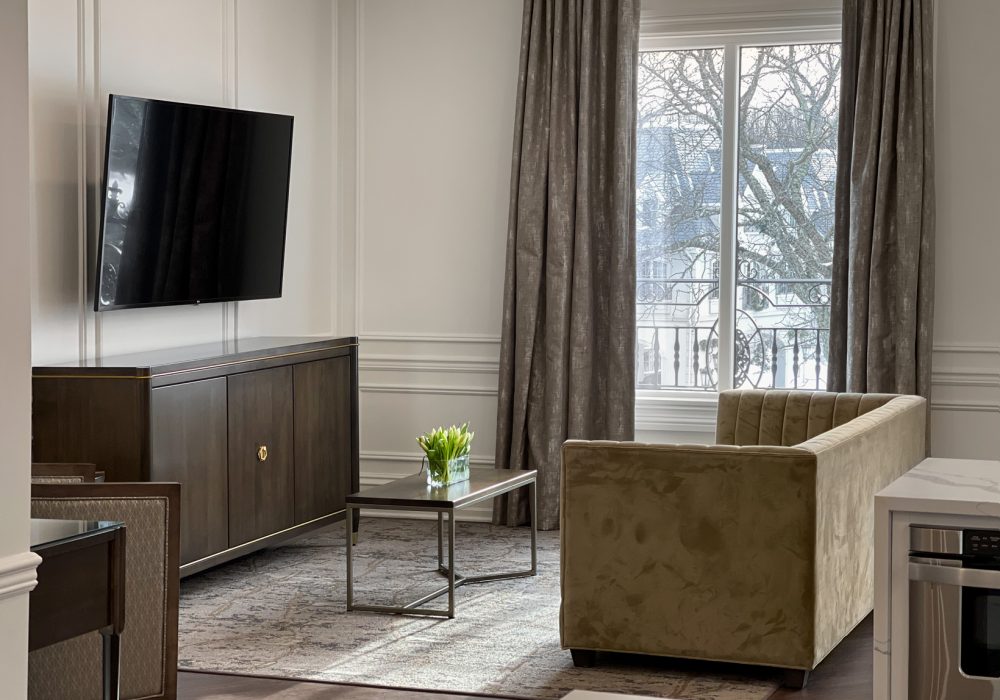 The Chateau Grande Hotel Drawing rooms
