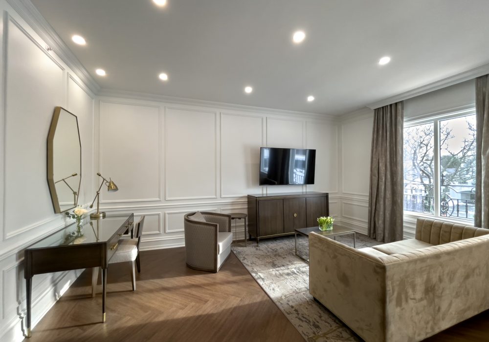 CCH Premier bridal suite